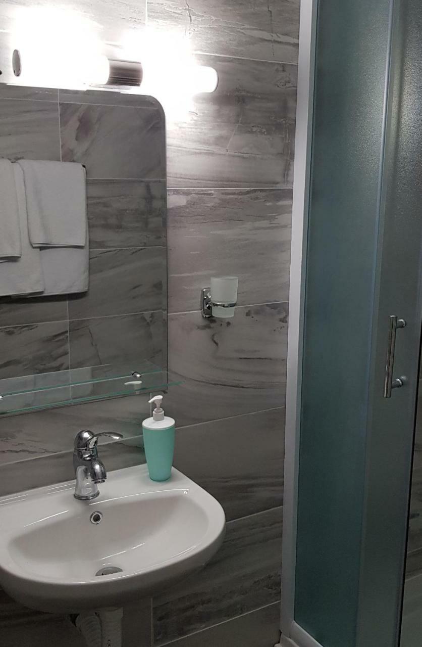Banjalux Apartmani I Sobe Vrnjačka Banja 外观 照片