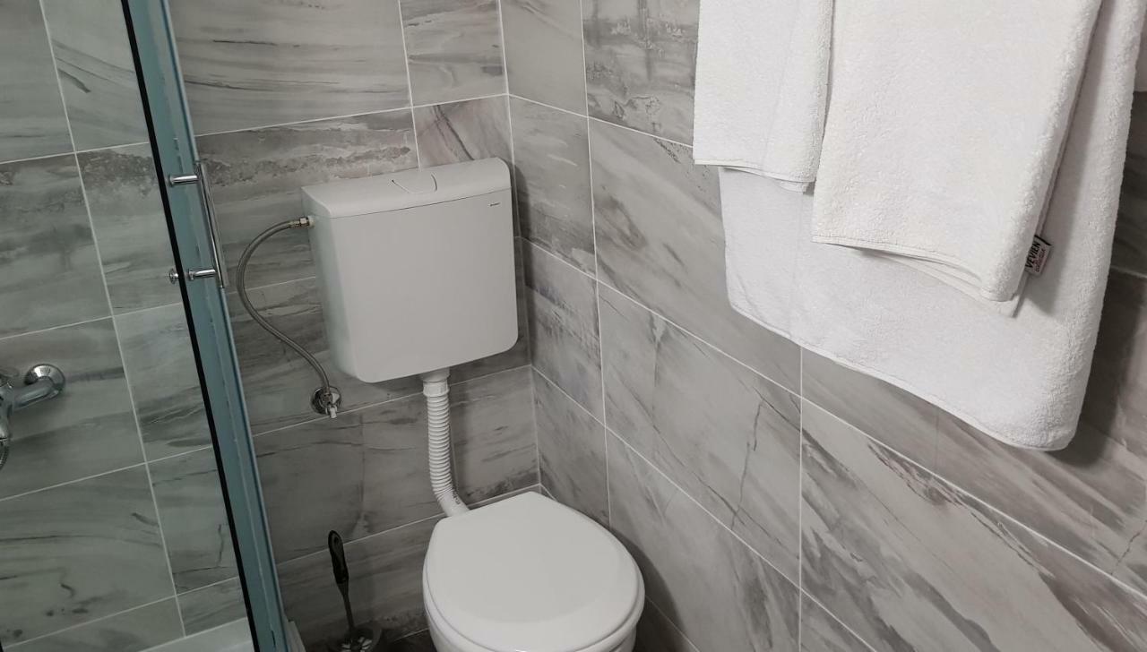 Banjalux Apartmani I Sobe Vrnjačka Banja 外观 照片